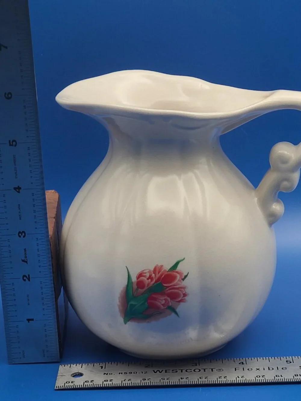 Betallic Inc Vintage Melon Shaped Pitcher Vase Tulip Design 5.75